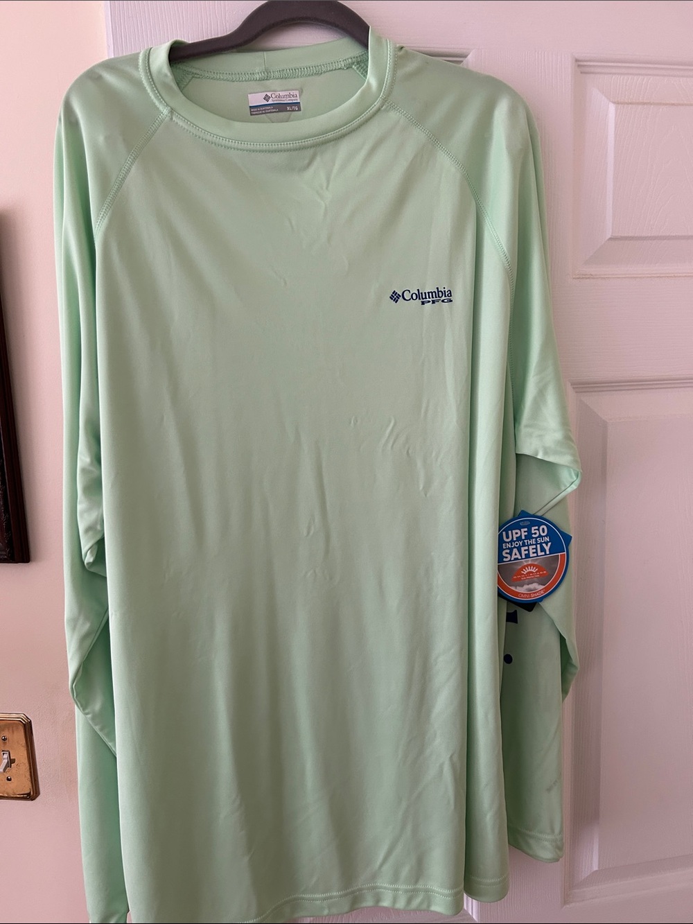 Columbia Mint Green Long-Sleeve UPF Fishing Shirt